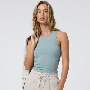 Vuori Pose Plyo Tank